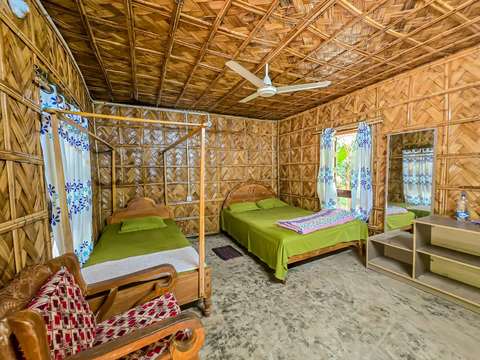 Triple Bed