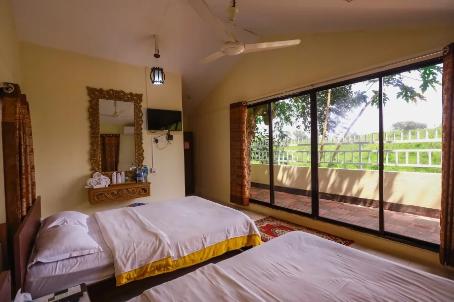 Pineapple Garden Cottage