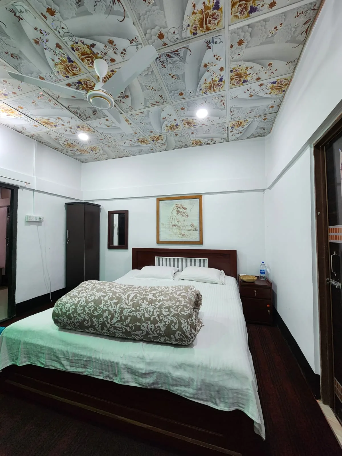 AC Couple Room (103)