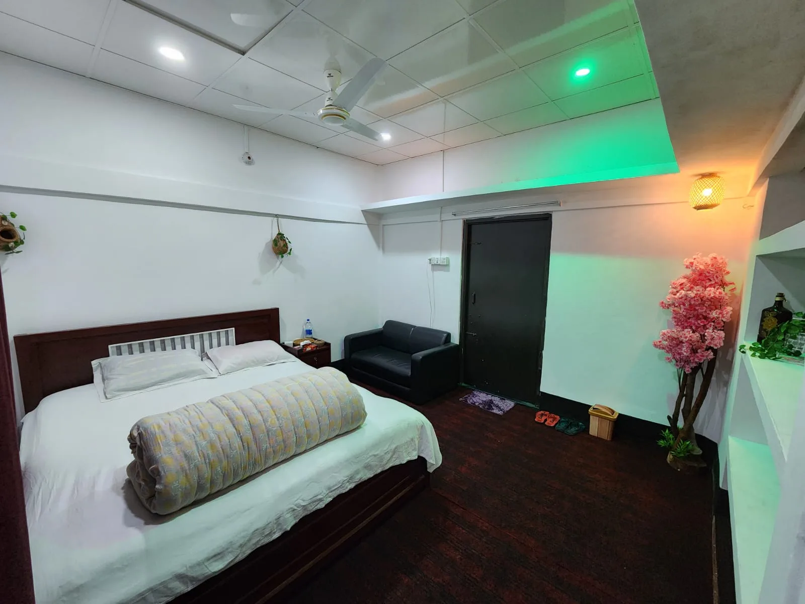 AC Couple Room (101)